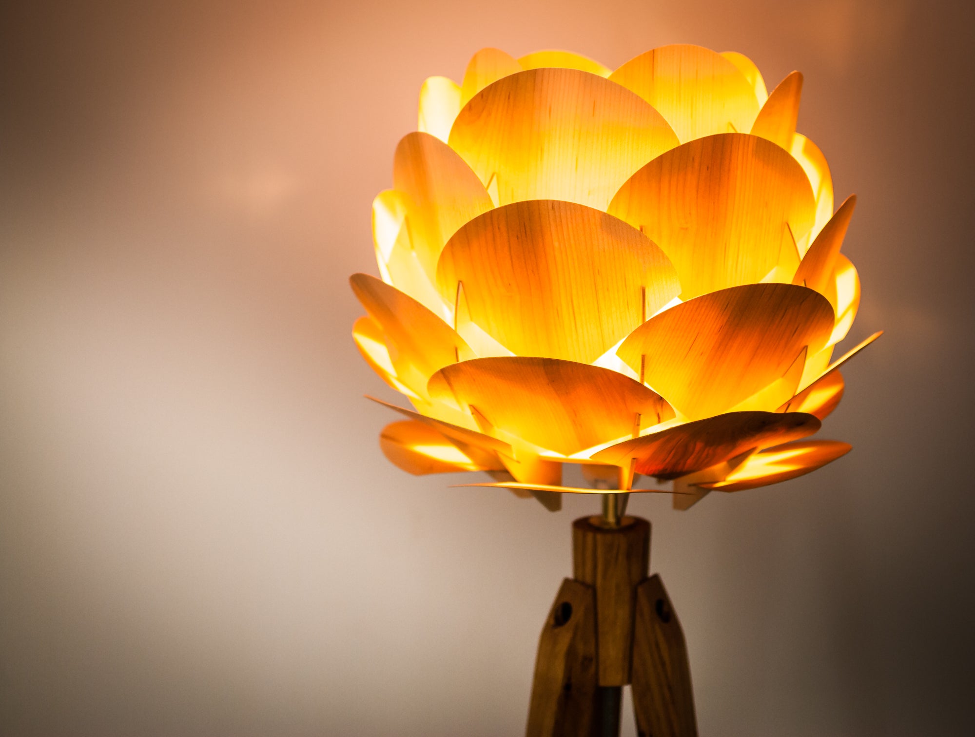 Tripod Floor Lamp Tripod Retro 60s-70s Design Wood Flower Tripod Floor Lamp Wood Flower Standard Lamp Veneer Maple
